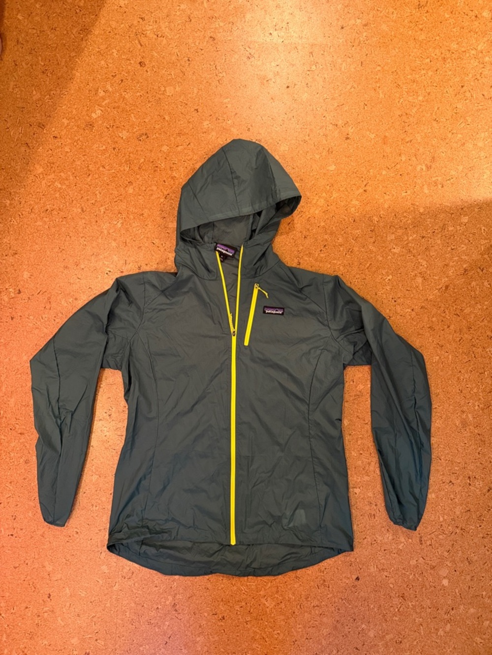 Patagonia Houdini Hooded Windbreaker | Women’s XL | Green